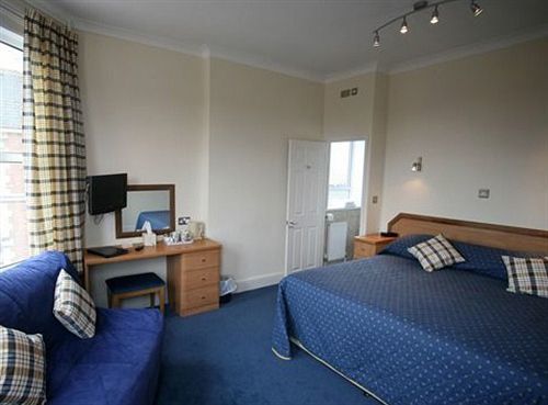 Hotel St Andrews Exeter